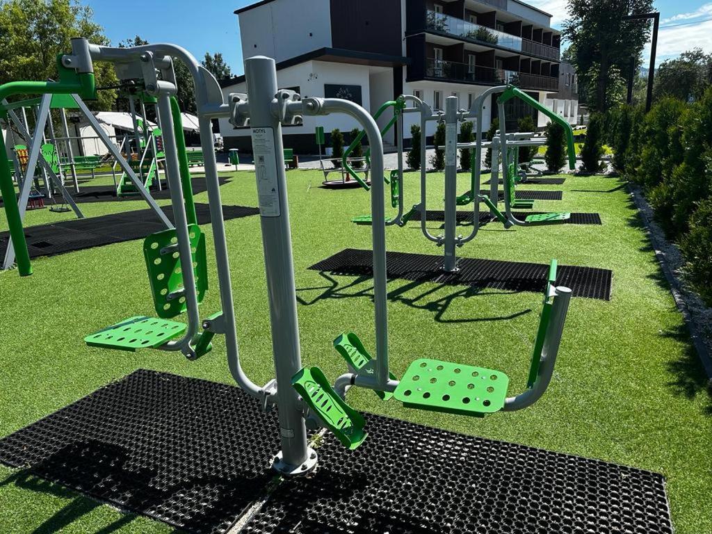 Wrzos Resort & Wellness **** Domki Caloroczne แวงก์เยียร์สกา กูร์กา ภายนอก รูปภาพ